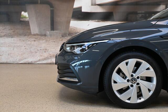 Volkswagen GOLF 1.5 TSI 130pk Style | NL-auto | IQ. Light | Camera | Elek. stoel + memory | 100% (Dealer) onderhouden label