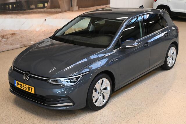 Volkswagen GOLF 1.5 TSI 130pk Style | NL-auto | IQ. Light | Camera | Elek. stoel + memory | 100% (Dealer) onderhouden label