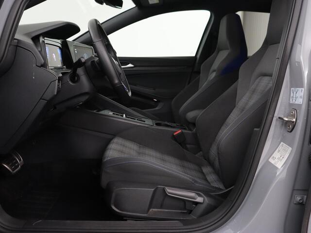 Volkswagen GOLF 1.4 eHybrid GTE | Panoramadak | Sfeerverlichting | Carplay | Stoelverwarming | Camera