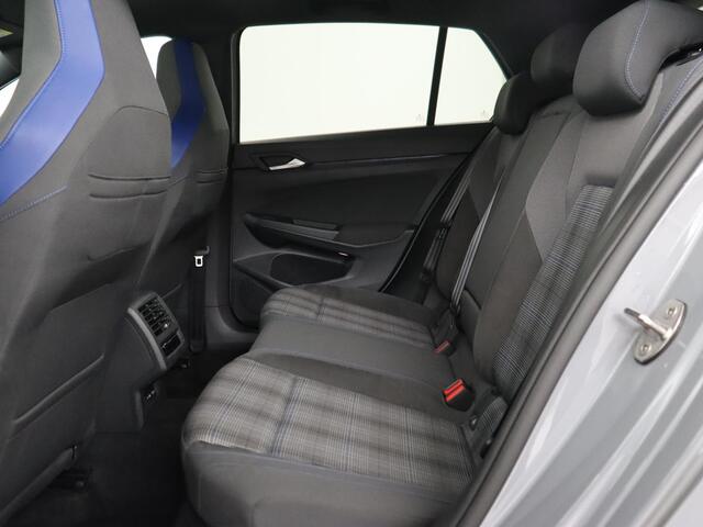 Volkswagen GOLF 1.4 eHybrid GTE | Panoramadak | Sfeerverlichting | Carplay | Stoelverwarming | Camera