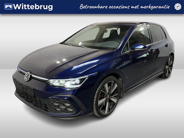 Volkswagen GOLF 1.4 eHybrid GTE / AUTOMAAT/ MATRIX/ STOEL + STUUR VERWARM./ KEYLESS/ RIJ-MODI/ APP CONNECT/ ADAPT. CRUISE/ CAMERA + SENSOREN/ NAVI/ DAB/ 18'' LMV
