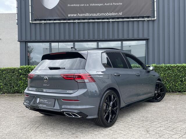 Volkswagen GOLF 8 1.5 eTSI 150pk DSG / Aut. R-Line Panoramadak Camera 19" Estoril 65dkm!!