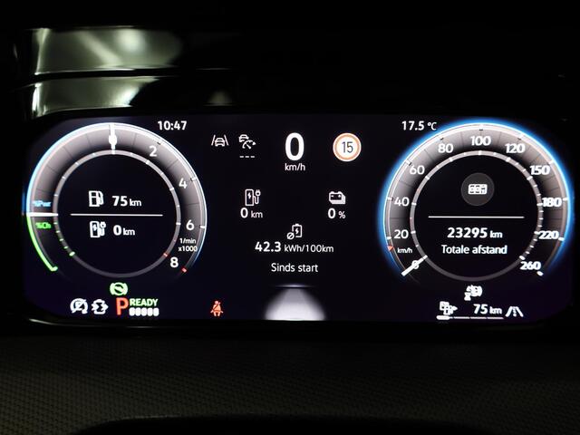 Volkswagen GOLF 1.5 eHybrid Style Edition 204PK PHEV | Navigatie | Matrix koplampen | 18"LM velgen | Head up Display |
