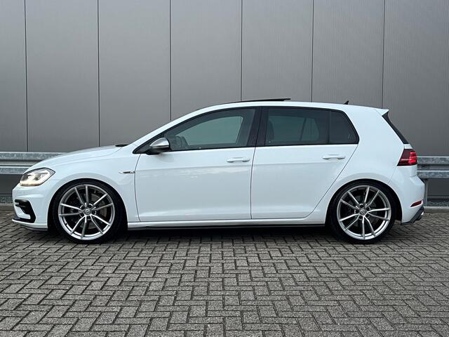 Volkswagen GOLF 7.5 R20 4 MOTION Pano / Camera / Dynaudio / Leer