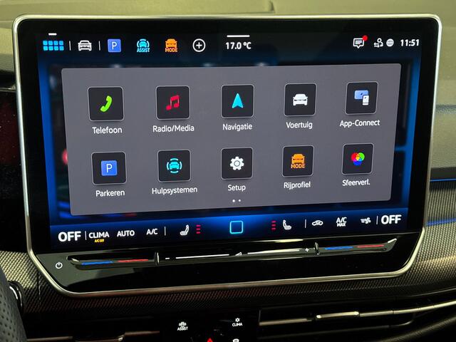 Volkswagen GOLF Variant 1.5 150pk eTSI R-Line Edition Achteruitrijcamera | Adaptive cruise control | Koplampverlichting LED-matrix-led (IQ.LIGHT)