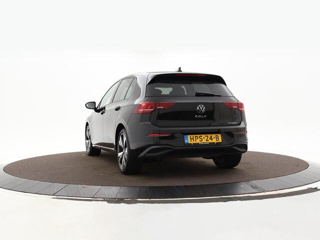 Volkswagen GOLF 1.5 204pk DSG eHybrid Life Edition · Camera · Keyless · Parkeer Assistent · P-Sensoren · Sfeerverlichting · 18'' Inch · Garantie t/m 27-05-2029 of 100.000km