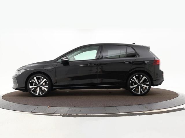 Volkswagen GOLF 1.5 204pk DSG eHybrid Life Edition · Camera · Keyless · Parkeer Assistent · P-Sensoren · Sfeerverlichting · 18'' Inch · Garantie t/m 27-05-2029 of 100.000km