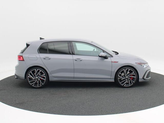 Volkswagen GOLF 2.0 TSi GTi 245 Pk Automaat | Harman Kardon | Virtual Cockpit | Adaptive Cruise | Achteruitrijcamera | Stoel- en Stuurverwarming| LED | 19 Inch | 53.366 Km
