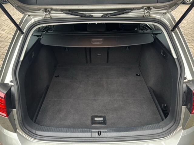 Volkswagen GOLF 1.4 TSI DSG HIGHLINE TREKHAAK/ACC/NAVI/STOELVERW