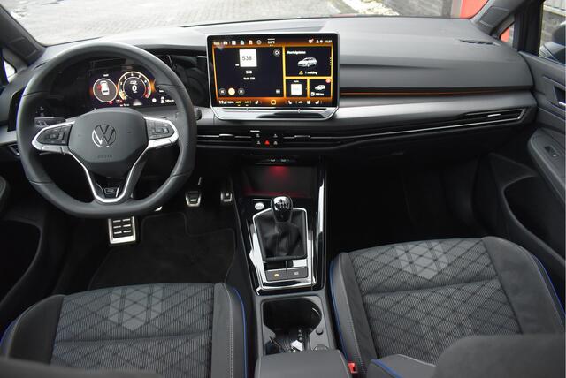Volkswagen GOLF Variant 1.5 TSI R-Line Adaptive cruise, Camera, Stoel/stuurverwarming, Carplay
