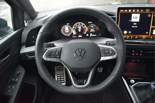 Volkswagen GOLF Variant 1.5 TSI R-Line Adaptive cruise, Camera, Stoel/stuurverwarming, Carplay
