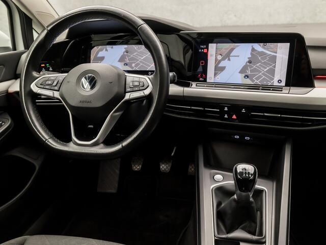 Volkswagen GOLF 1.5 TSI Sport (SCHUIFDAK, 4 CILINDER, APPLE CARPLAY, GROOT NAVI, KEYLESS, STUUR/STOELVERWARMING, SPORTSTOELEN, ADAPTIVE CRUISE, PARKEERSENSOREN, NIEUWSTAAT)