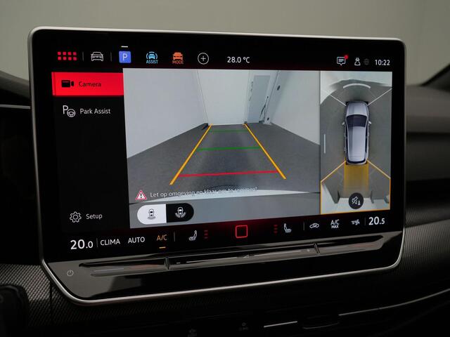 Volkswagen GOLF 2.0 TSI 300 pk DSG GTI Clubsport | Panoramadak | Harman/Kardon | Adaptief sportonderstel | Rondomzicht camera | IQ Light