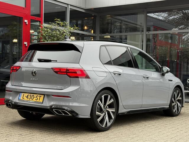 Volkswagen GOLF 1.5 eTSI AUT. *!* 2x R-LINE *!* PANODAK/ IQ LED/ RADAR/ 18 INCH/ CAMERA *!*