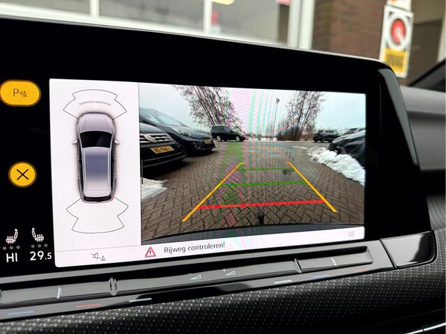 Volkswagen GOLF Variant 1.5 TSI R-Line NL. Auto, Camera, Trekhaak, Virt. Display