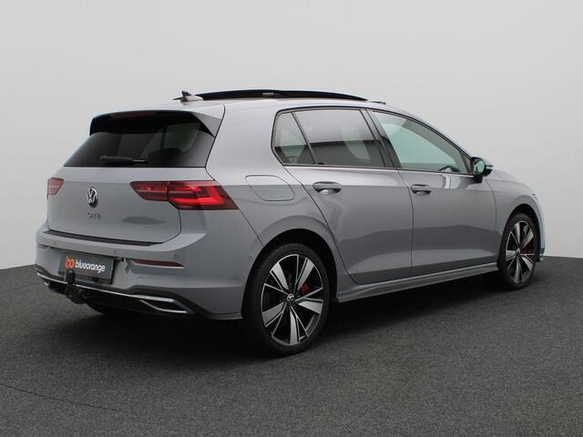 Volkswagen GOLF 1.4 eHybrid GTE 245PK DSG SOH 87%, Pano-Schuifdak, 18" LM Velgen, Trekhaak, Matrix LED-verlichting, Keyless, Head-Up Display, Stoel-Stuurverwarming, Navi, Adaptieve Cruise Controle