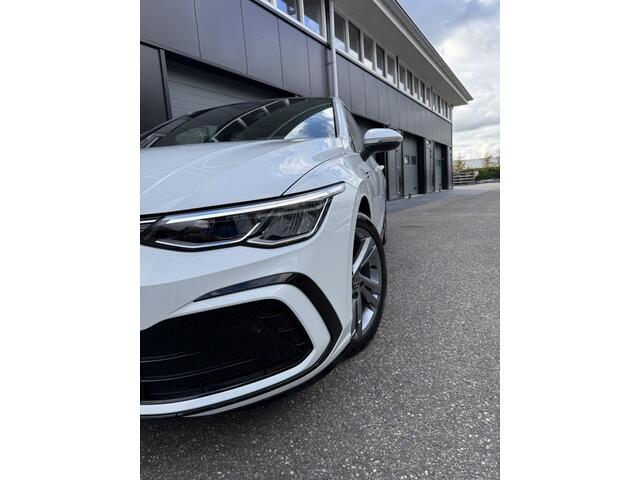 Volkswagen GOLF 1.5 eTSI 2x R-Line!! Pano, iQ Drive, Stuurvw