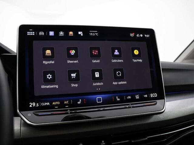 Volkswagen GOLF 1.5 204pk DSG eHybrid Life Edition · Camera · keyless · Apple/Android Car Play · Sfeerverlichting · Stoel & Stuurverwarming · 18'' Inch · Garantie t/m 27-05-2029 of 100.000km