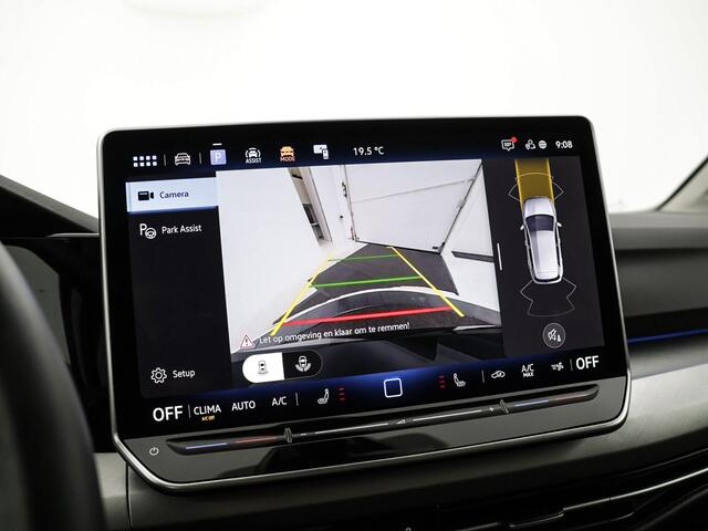 Volkswagen GOLF 1.5 204pk DSG eHybrid Life Edition · Camera · keyless · Apple/Android Car Play · Sfeerverlichting · Stoel & Stuurverwarming · 18'' Inch · Garantie t/m 27-05-2029 of 100.000km