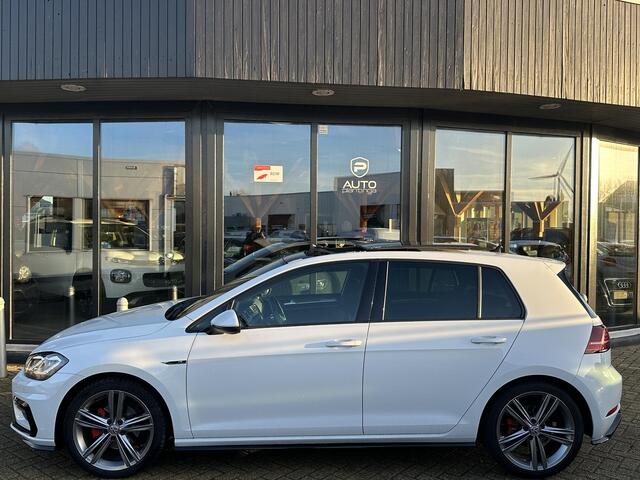 Volkswagen GOLF 1.4 TSI Highline Business R BOM VOL | Nette Staat! | 3x R-Line | Pano | DSG | Facelift | Led | Grote Navi | 18 Inch | Afneembare Trekhaak | Stoelverwarming | Dodehoek Detectie |