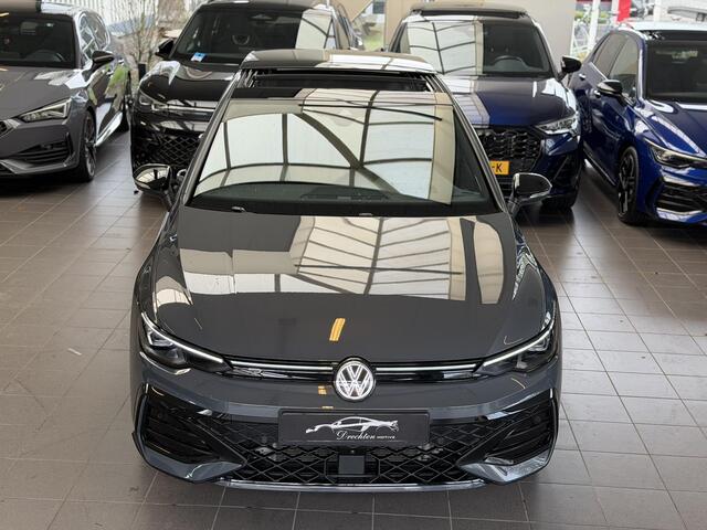 Volkswagen GOLF 1.5 eTSI R-Line Pano / 360 / Head-up / H&K /