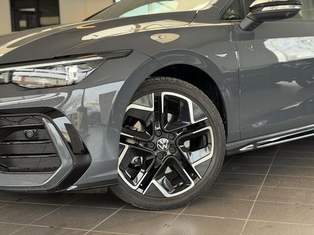 Volkswagen GOLF 1.5 eTSI R-Line Pano / Head-up / 360 / H&K /