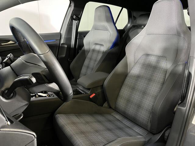 Volkswagen GOLF 1.4 eHybrid GTE / AUTOMAAT/ 245 PK/ IQ. LIGHT/ LED MISTLAMPEN/ KEYLESS/ ADAPT. CRUISE/ CLIMA 3-ZONE/ HEAD-UP DISPLAY/ PARK. SENSOREN + CAMERA