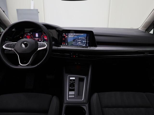 Volkswagen GOLF 1.4eHybrid 150kW/204PK Style DSG · Navigatie · Camera + Parkeersensoren · Stoel- & stuurverwarming