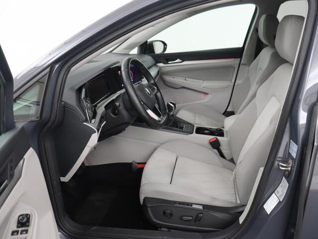 Volkswagen GOLF 1.5 TSI Life Business | Matrix LED | Camera | Massage | Carplay | Keyless | Memory | Navigatie | Adaptive cruise | Side Assist | Sfeerverlichting | Climate control