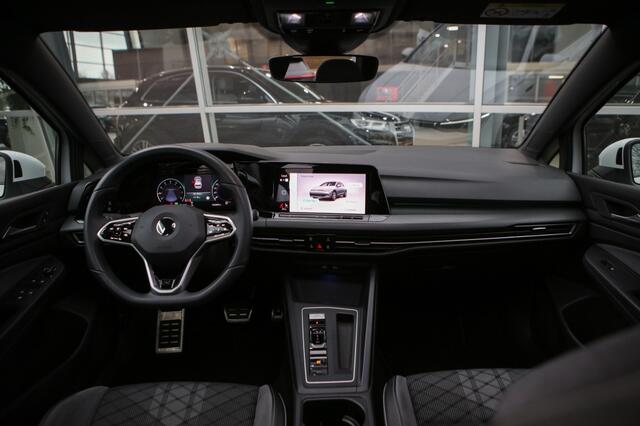 Volkswagen GOLF 1.5 eTSI R-Line