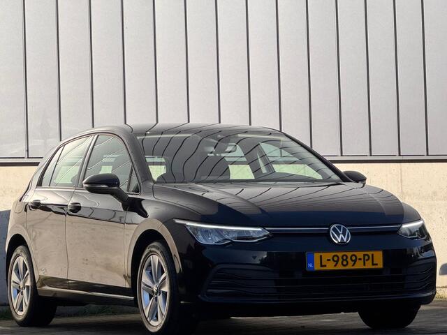 Volkswagen GOLF 1.0 eTSI Automaat Life Apple-Carplay *NL-AUTO*