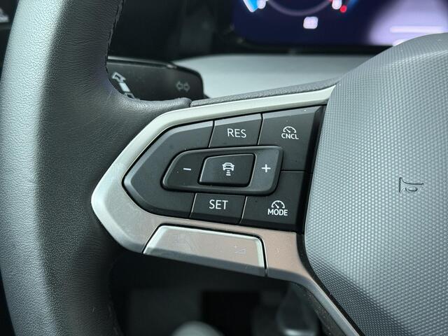 Volkswagen GOLF 1.5 TSI Life Edition | 116 PK | Multifunctioneel stuurwiel | Cruisecontrol | Achteruitrijcamera | Stoelverwarming |