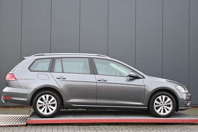 Volkswagen GOLF Variant 1.0 TSI Comfortline Business