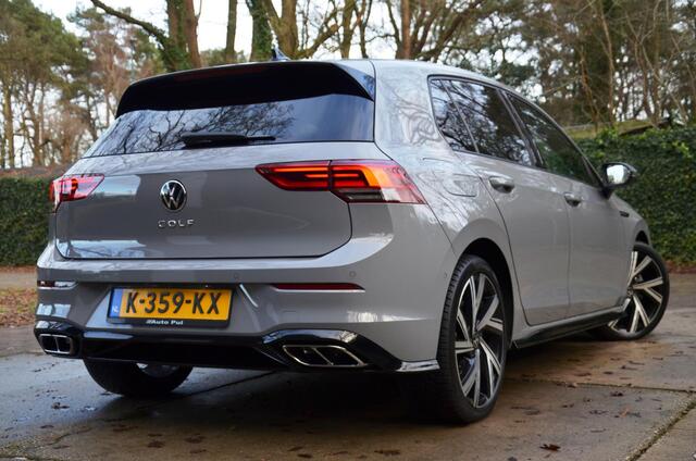 Volkswagen GOLF 1.5 TSI R-Line Navi/Pdc/Ecc/Achteruitrijcamera/Stoelverwarming/Panoramadak/Privacy-Glas/18-Inch Lmv/Cr-Controle/Led