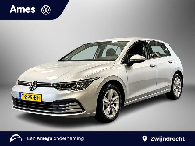 Volkswagen GOLF 1.0 110pk eTSI Life Business Achteruitrijcamera | Parkeersensoren voor en achter | Adaptive cruise control