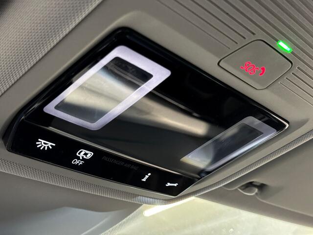 Volkswagen GOLF 1.0 110pk eTSI Life Business Achteruitrijcamera | Parkeersensoren voor en achter | Adaptive cruise control