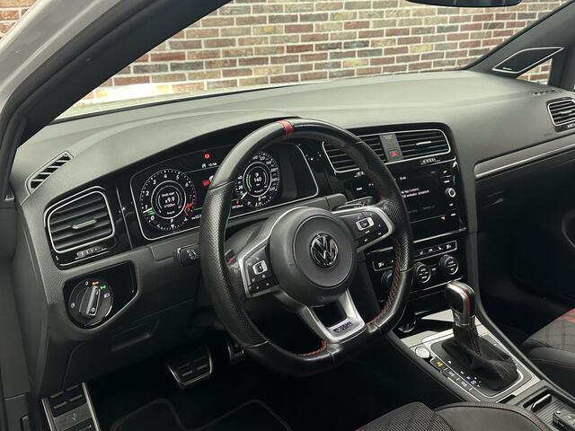 Volkswagen GOLF 2.0 TSI GTI TCR Panorama Dynaudio Camera Adaptive Cruise