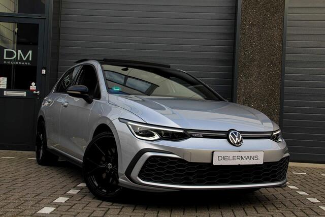 Volkswagen GOLF 1.4 eHybrid GTE Black Style | Reflex zilver | Trekhaak elektrisch | Pano | goed in de opties