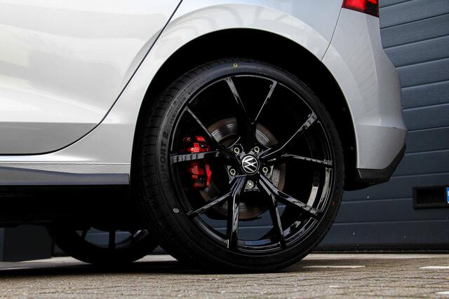 Volkswagen GOLF 1.4 eHybrid GTE Black Style | Reflex zilver | Trekhaak elektrisch | Pano | goed in de opties