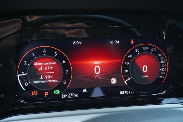 Volkswagen GOLF 1.0 eTSI Life Bns IQ Light | Stoel&Stuur verwarm.| CarPlay | ACC