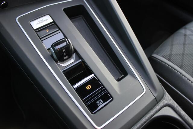 Volkswagen GOLF 1.5 eTSI R-Line 130PK |PANO-DAK|STUUR-STOELVERWARMING|17-INCH|