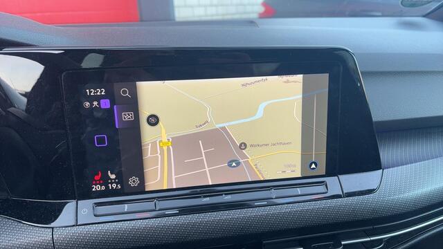 Volkswagen GOLF 1.5 TSI R-Line Business PANORAMADAK / FULL IQ LED / CARPLAY / STOELVERW / STUURVERW / DAB+ / ACC / BLUETOOTH / SFEER