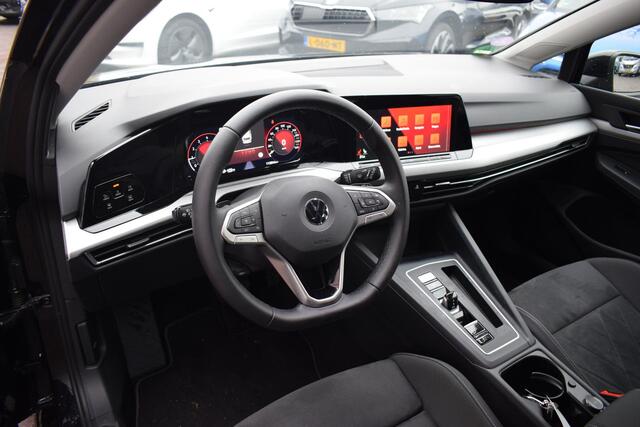 Volkswagen GOLF Variant 1.0 eTSI Life Business | Stuur- en Stoelverw. | Sportstoelen | LED | Massage