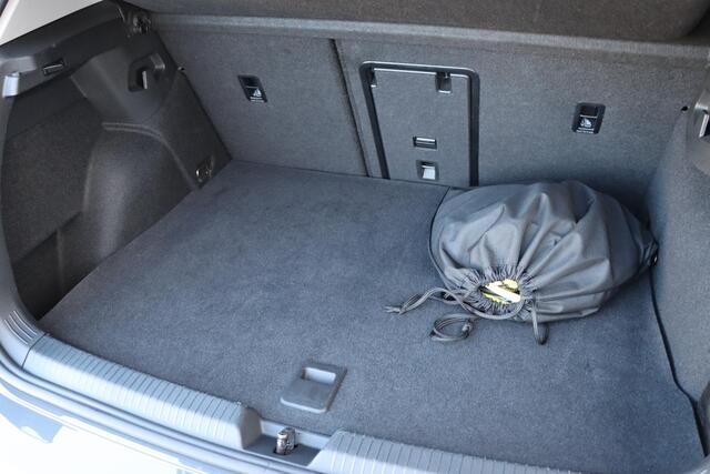 Volkswagen GOLF 1.5 eHybrid Style Edition | 360 Camera | Elektrische Stoelen | Massage