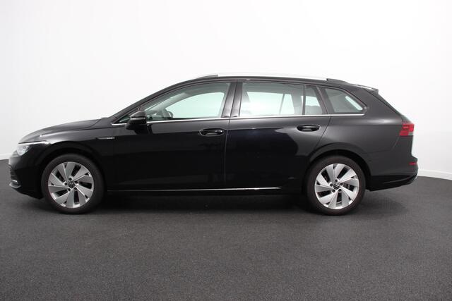 Volkswagen GOLF Variant 1.5 eTSI 150pk DSG Style | Navigatie | Apple Carplay/Android Auto | Adaptive Cruise Control | Parkeersensoren | Camera | Stoel-en stuurverwarming | Blind Spot Assist | Ledverlichting voor