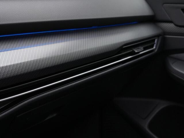 Volkswagen GOLF 1.5 eTSI 130 pk DSG R-Line Business | Panoramadak | Stuur-/stoelverwarming | Achteruitrijcamera | Adaptive Cruise