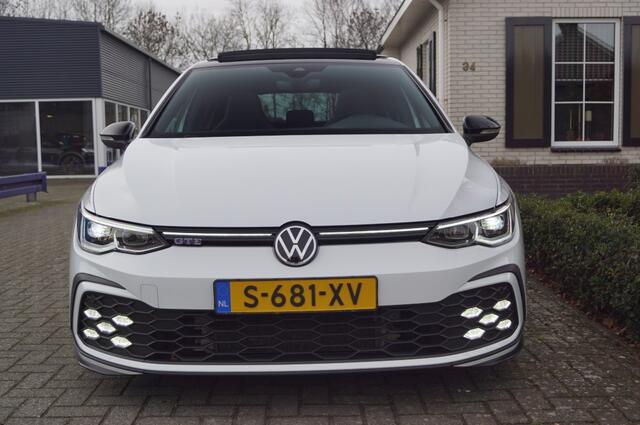 Volkswagen GOLF GTE 1.4 TSI Hybride (245pk) DSG Panodak/Key-less/Virtual/ACC/Camera/19 inch