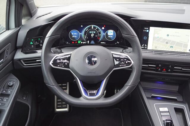 Volkswagen GOLF GTE 1.4 TSI Hybride (245pk) DSG Panodak/Key-less/Virtual/ACC/Camera/19 inch