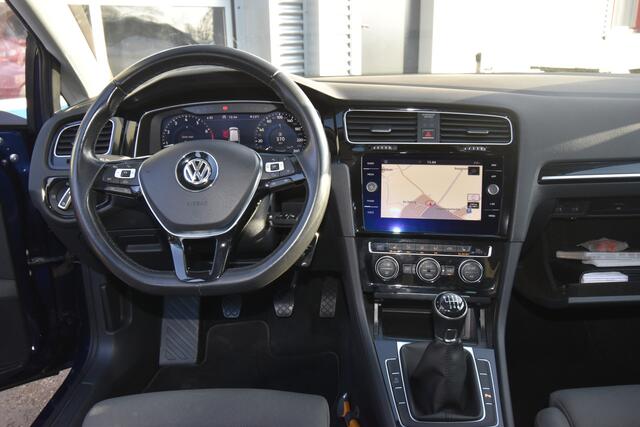 Volkswagen GOLF Variant 1.5 TSI Highline Business R-Line , TREKHAAK , VIRTUAL COCKPIT ,LMV17 , NAVI , PDC V+A ,