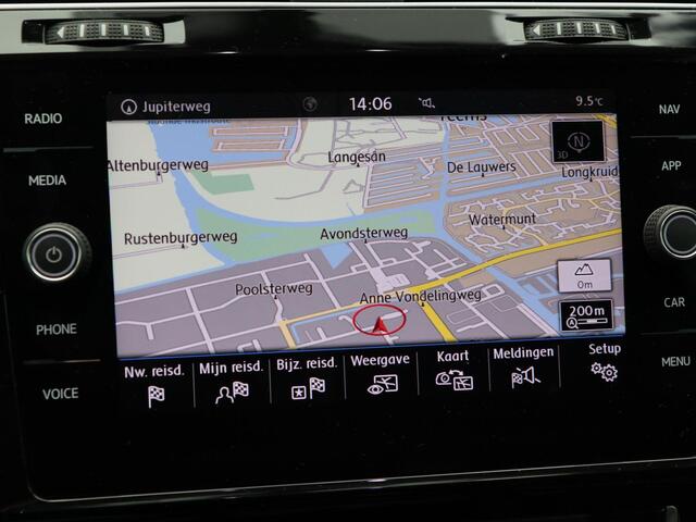 Volkswagen GOLF Variant 1.0 TSi Highline 110 Pk | Virtual Cockpit | Adaptive Cruise | LED | Parkeersensoren | 17 Inch | 84.689 Km